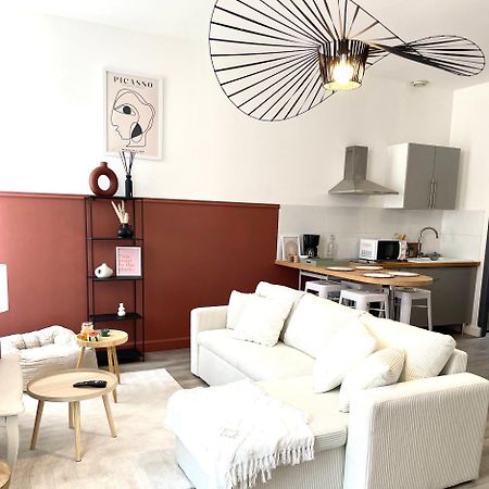 Residence Le Magenta Centre De Laval Proche Gare Экстерьер фото
