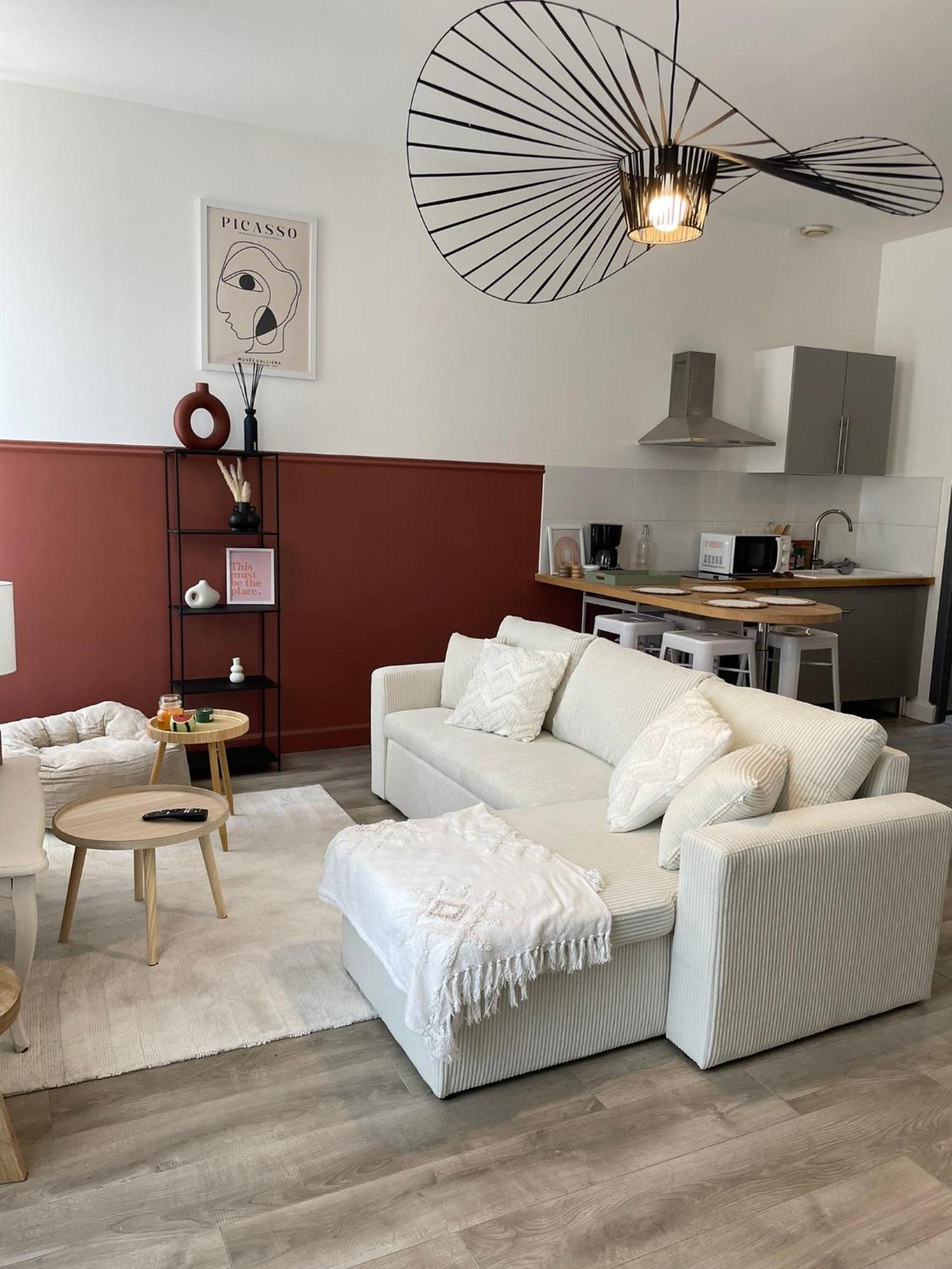 Residence Le Magenta Centre De Laval Proche Gare Экстерьер фото
