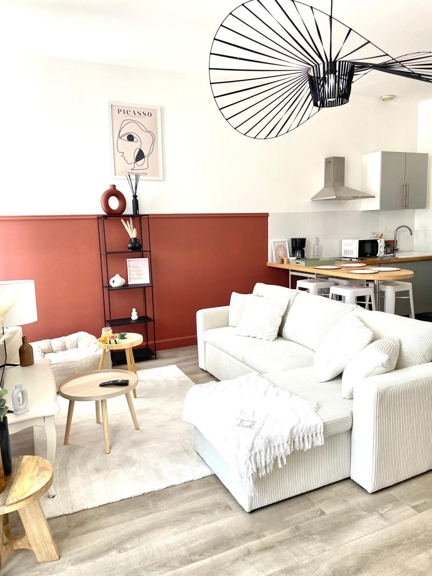 Residence Le Magenta Centre De Laval Proche Gare Экстерьер фото